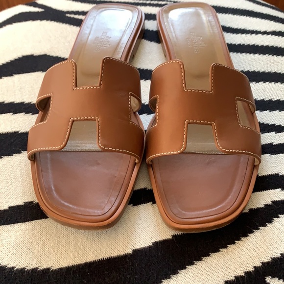 SOLD//HERMES ORAN SANDALS - Picture 7 of 10